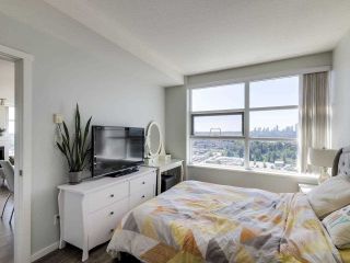 Photo 13: 2906 2289 YUKON Crescent in Burnaby: Brentwood Park Condo for sale in "Watercolors" (Burnaby North)  : MLS®# R2678161