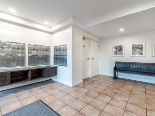 Photo 18: 213 1424 WALNUT Street in Vancouver: Kitsilano Condo for sale in "Walnut Place" (Vancouver West)  : MLS®# R2864595