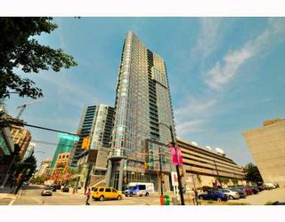 Photo 10: 2301 233 ROBSON Street in Vancouver: Downtown VW Condo for sale in "TV TOWERS 2" (Vancouver West)  : MLS®# V783514