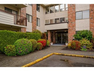 Photo 3: 105 32885 GEORGE FERGUSON Way in Abbotsford: Central Abbotsford Condo for sale in "FAIRVIEW MANOR" : MLS®# R2685228