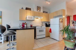 Photo 6: 1206 1239 W GEORGIA STREET in Vancouver: Coal Harbour Condo for sale (Vancouver West)  : MLS®# R2198728