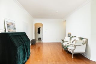 Photo 4: 332 5735 HAMPTON Place in Vancouver: University VW Condo for sale in "THE BRISTOL" (Vancouver West)  : MLS®# R2700263