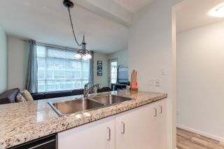 Photo 7: 1210 438 SEYMOUR Street in Vancouver: Downtown VW Condo for sale in "CONFERENCE PLAZA" (Vancouver West)  : MLS®# R2346175