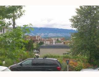 Photo 9: 202 1818 W 6TH Avenue in Vancouver: Kitsilano Condo for sale (Vancouver West)  : MLS®# V652534