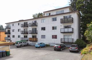 Photo 2: 63 2002 ST JOHNS Street in Port Moody: Port Moody Centre Condo for sale in "PORT VILLAGE" : MLS®# R2197054