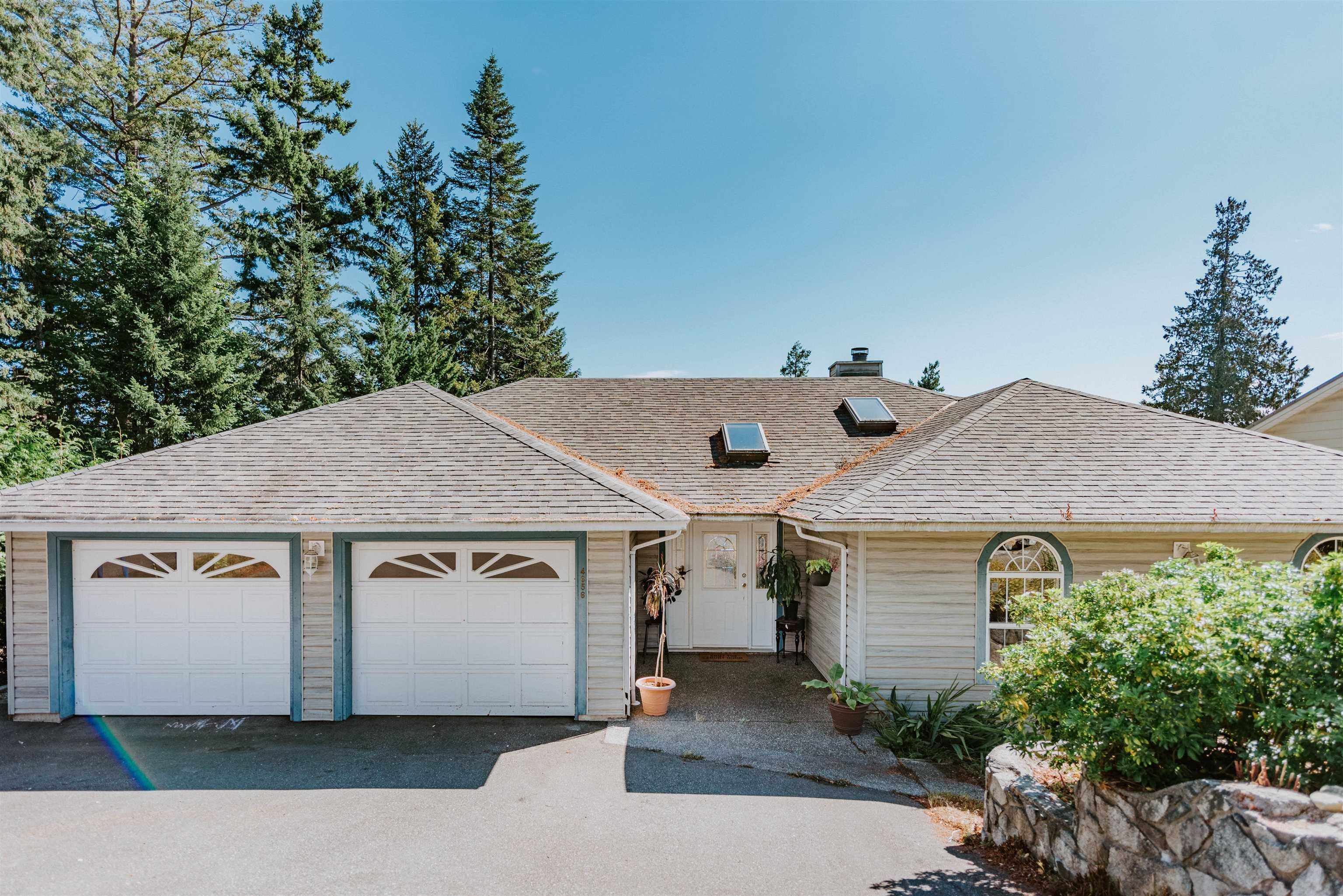 Main Photo: 4656 CAMERON Road in Madeira Park: Pender Harbour Egmont House for sale (Sunshine Coast)  : MLS®# R2807829