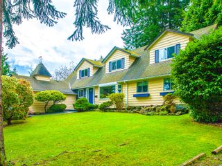 Photo 2: 3521 Oakridge Drive in Hammond Bay: House for sale : MLS®# 389439