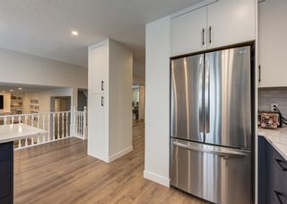 Photo 16: 123 Woodside Circle SW in Calgary: Woodlands Detached for sale : MLS®# A2020715