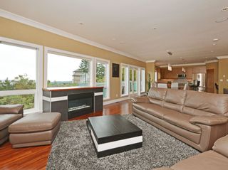 Photo 2: 2615 Ruby Crt in VICTORIA: La Mill Hill House for sale (Langford)  : MLS®# 699853