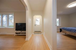Photo 5: 1540 Ross Avenue in Winnipeg: Weston Residential for sale (5D)  : MLS®# 202225063