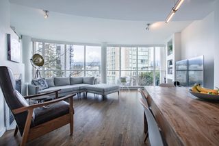 Photo 3: 403 1888 ALBERNI STREET in Vancouver: West End VW Condo for sale (Vancouver West)  : MLS®# R2465754