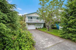Photo 2: 956 3rd St in Courtenay: CV Courtenay City House for sale (Comox Valley)  : MLS®# 908379