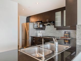 Photo 14: 1001 1383 MARINASIDE Crescent in Vancouver: Yaletown Condo for sale in "The Columbus" (Vancouver West)  : MLS®# R2735968