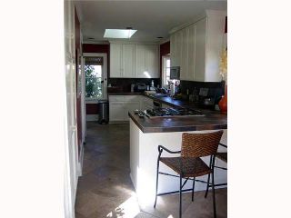 Photo 8: MISSION HILLS House for sale : 3 bedrooms : 4383 Trias in San Diego