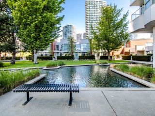 Photo 19: GR-3G 1099 MARINASIDE Crescent in Vancouver: Yaletown Townhouse for sale in "MARINASIDE RESORTS" (Vancouver West)  : MLS®# R2770632