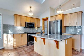 Photo 5: 92 Tuscany Meadows Heath NW in Calgary: Tuscany Detached for sale : MLS®# A2077735