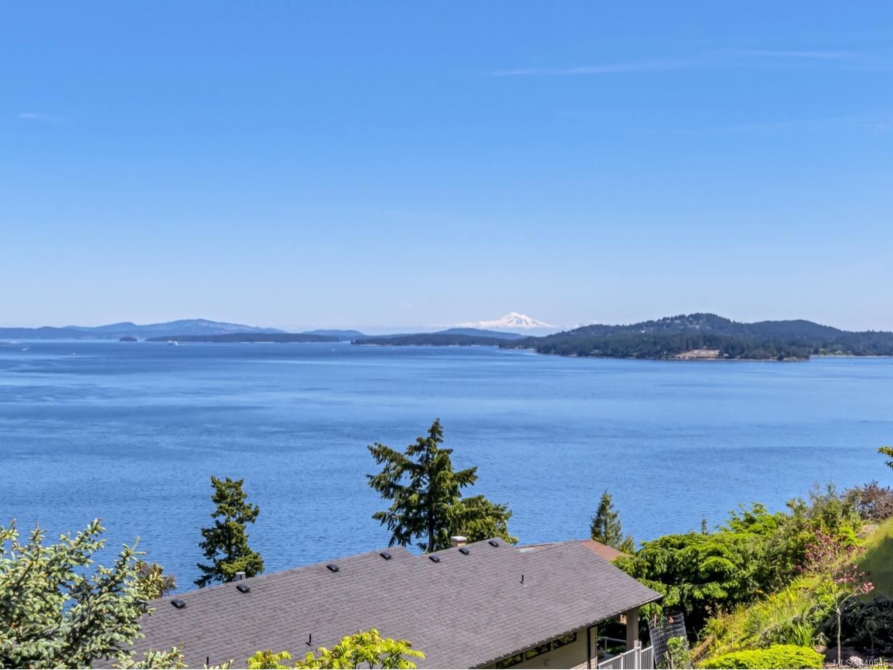 Main Photo: 475 Seaview Way in COBBLE HILL: ML Cobble Hill House for sale (Malahat & Area)  : MLS®# 840546