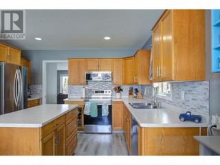 Photo 5: 5812 Richfield Place Westmount: Okanagan Shuswap Real Estate Listing: MLS®# 10309308