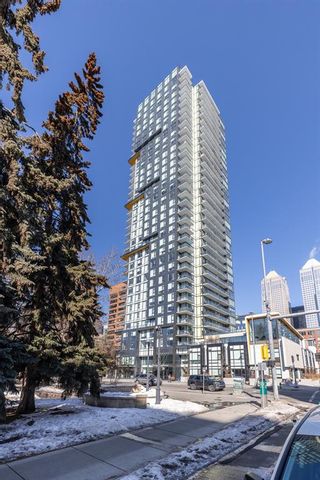 Photo 1: 902 310 12 Avenue SW in Calgary: Beltline Apartment for sale : MLS®# A2036398