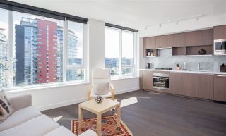 Photo 2: 1756 38 SMITHE STREET in Vancouver: Yaletown Condo for sale (Vancouver West)  : MLS®# R2106045