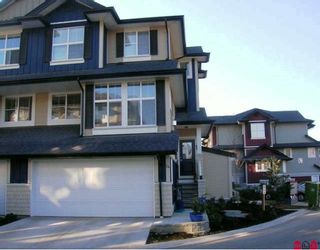 Photo 2: 24 18199 70TH Avenue in Surrey: Cloverdale BC Townhouse for sale in "AUGUSTA" (Cloverdale)  : MLS®# F2923812