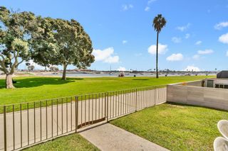 Photo 7: MISSION BEACH Condo for sale : 3 bedrooms : 3696 Bayside Walk #G (#1) in San Diego