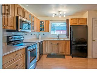 Photo 10: 6548 Longacre Drive in Vernon: House for sale : MLS®# 10309923