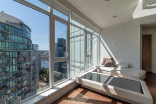 Photo 6: 3107 1372 SEYMOUR Street in Vancouver: Downtown VW Condo for sale in "THE MARK" (Vancouver West)  : MLS®# R2481345