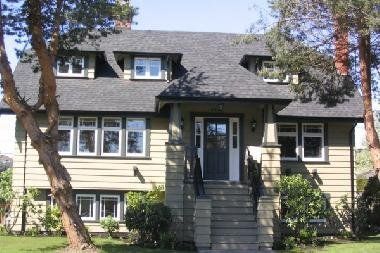 Main Photo: 2041 West 63rd Ave in 1: Home for sale