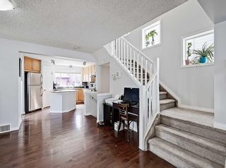 Photo 7: 141 Prestwick Heights SE in Calgary: McKenzie Towne Detached for sale : MLS®# A2121203