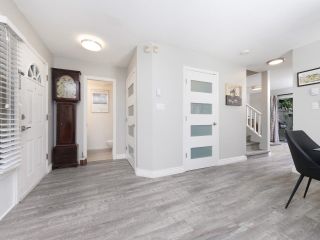 Photo 8: 2940 MT SEYMOUR Parkway in North Vancouver: Northlands Townhouse for sale in "McCartney Lane" : MLS®# R2814893