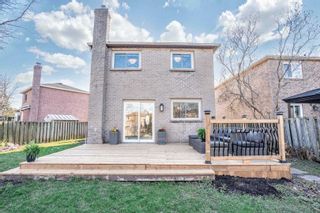 Photo 3: 29 Barrett Crescent in Ajax: Central West House (2-Storey) for sale : MLS®# E5601561