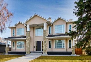 Photo 2: 54 Malibou Road SW in Calgary: Meadowlark Park Detached for sale : MLS®# A2125689