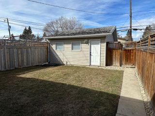 Photo 35: 2009 40 Street SE in Calgary: Forest Lawn Semi Detached (Half Duplex) for sale : MLS®# A2122594
