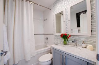 Photo 14: 405 2181 WEST 12TH AVENUE in Carlings: Home for sale