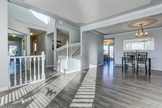 Photo 5: 216 Sandringham Close NW in Calgary: Sandstone Valley Detached for sale : MLS®# A1061259