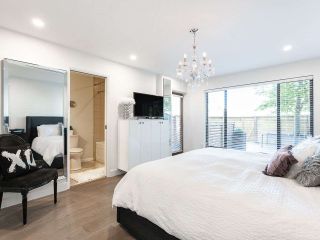 Photo 13: 5560 YEW Street in Vancouver: Kerrisdale Townhouse for sale in "The Diplomat" (Vancouver West)  : MLS®# R2553086