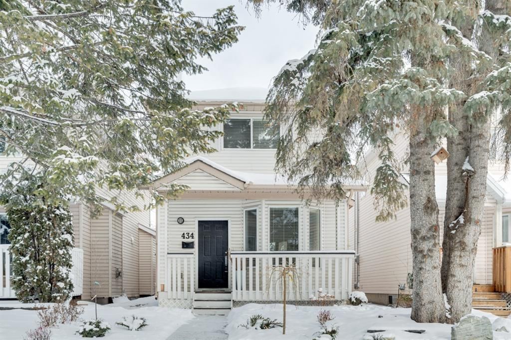 Main Photo: 434 56 Avenue SW in Calgary: Windsor Park Detached for sale : MLS®# A1068050