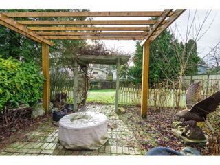 Photo 27: 15916 RUSSELL Avenue: White Rock House for sale (South Surrey White Rock)  : MLS®# R2527400
