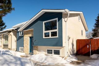 Photo 1: 111 Dunits Drive in Winnipeg: Oakwood Estates Residential for sale (3H)  : MLS®# 202304617