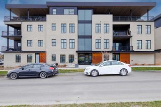 Photo 2: 402 235 Lebel Crescent NW in Calgary: University District Apartment for sale : MLS®# A2128106