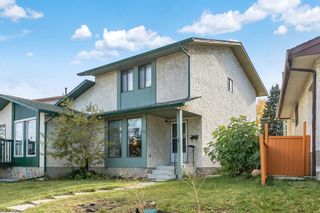 Photo 2: 105 Berwick Way NW in Calgary: Beddington Heights Semi Detached for sale : MLS®# A1152640