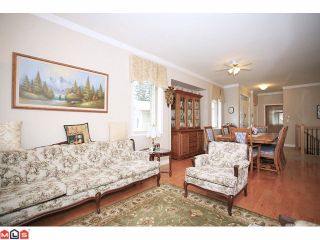 Photo 3: 8 34159 FRASER Street in Abbotsford: Central Abbotsford Townhouse for sale in "EMERALD PLACE" : MLS®# F1111279