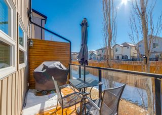 Photo 5: 424 Covecreek Circle NE in Calgary: Coventry Hills Row/Townhouse for sale : MLS®# A2035722