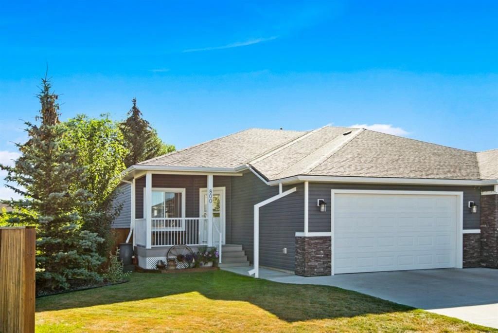 Main Photo: 800 Stonegarden Drive: Carstairs Semi Detached (Half Duplex) for sale : MLS®# A1256031