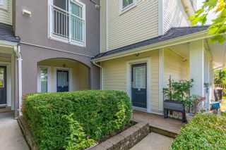 Photo 2: 37 6965 HASTINGS Street in Burnaby: Sperling-Duthie Townhouse for sale in "CASSIA" (Burnaby North)  : MLS®# R2617080