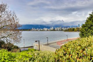 Photo 8: 208 2469 CORNWALL Avenue in Vancouver: Kitsilano Condo for sale in "Dorset House" (Vancouver West)  : MLS®# R2681974