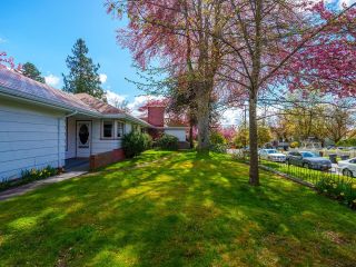 Photo 4: 301 THIRD Street in New Westminster: Queens Park House for sale : MLS®# R2872284