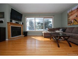 Photo 5: 104 CHAMPLAIN Drive in Regina: Whitmore Park Single Family Dwelling for sale (Regina Area 05)  : MLS®# 457290