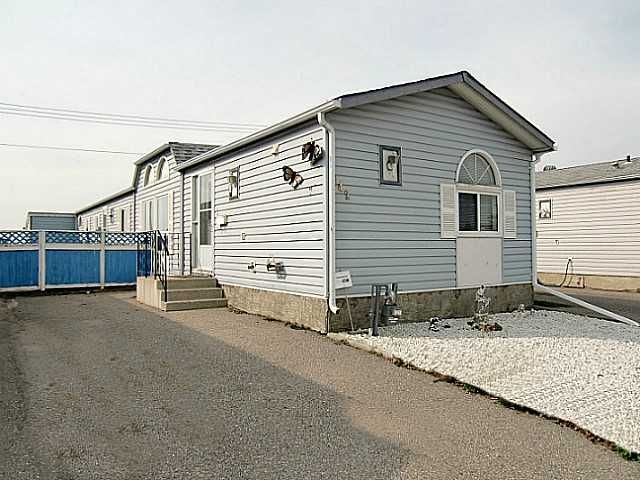 Nice Curb Appeal. Large 17 x 47 Foot Paved Driveway. Gated Fence Will Allow Storage of RV, Boat or your Toys.